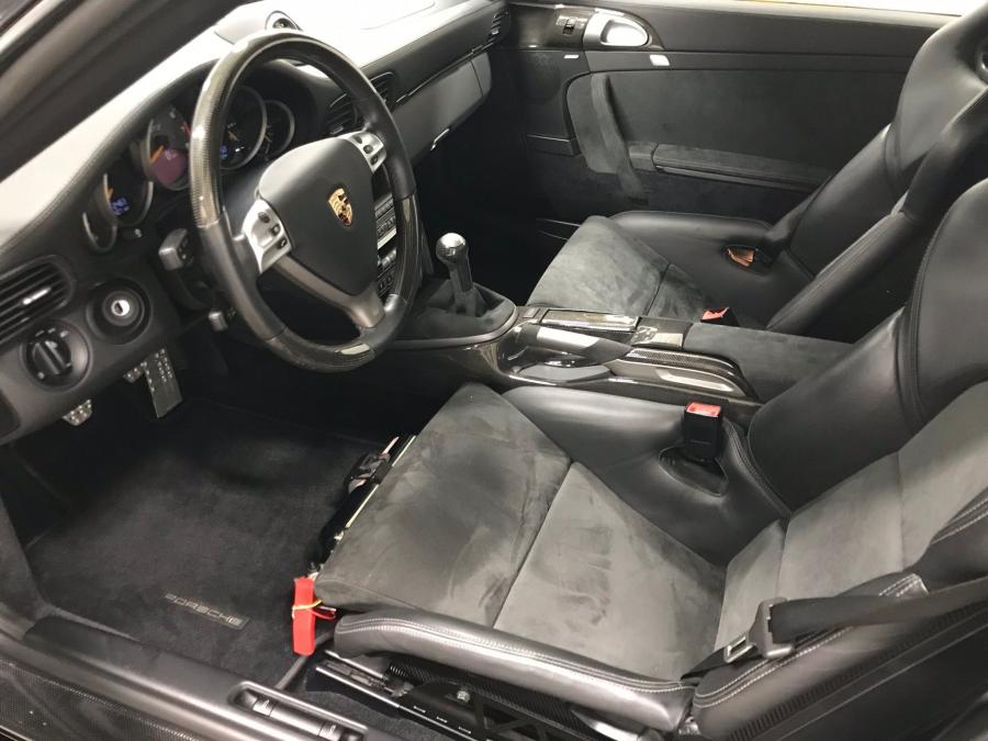 Интерьер Porsche 911 GT2 (997) 2008 года  (NA) (фото 38 из 107)